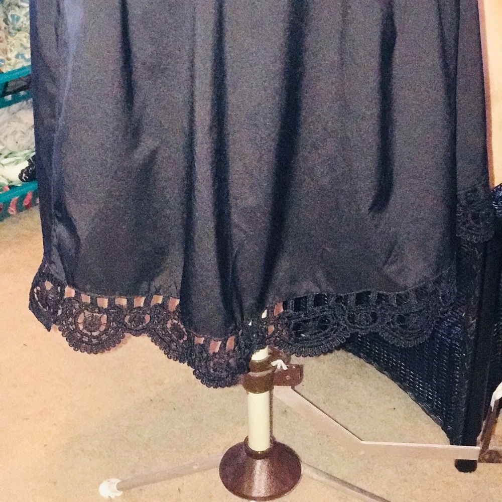 Dress - Picture 5 of 5